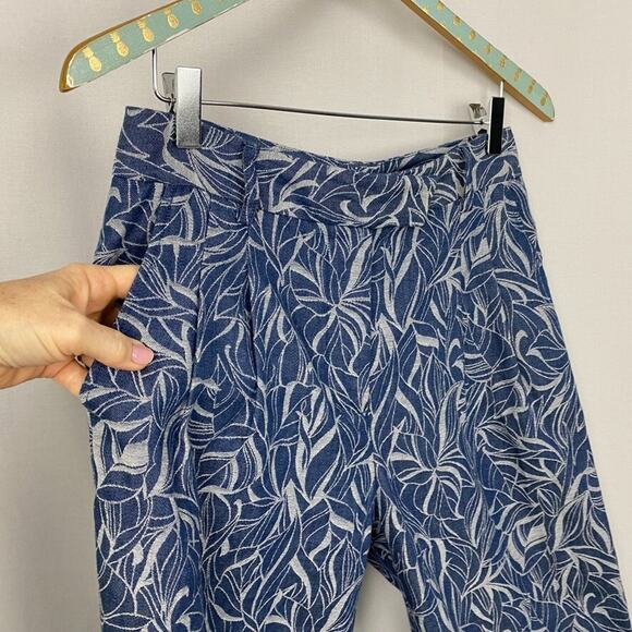 J McLaughlin Morgan Pants 4 Womens Blue Chambray Wide Leg Crop Leaf Print 28x28 - Picture 2 of 14